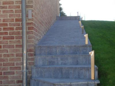 Escalier en pierre bleue